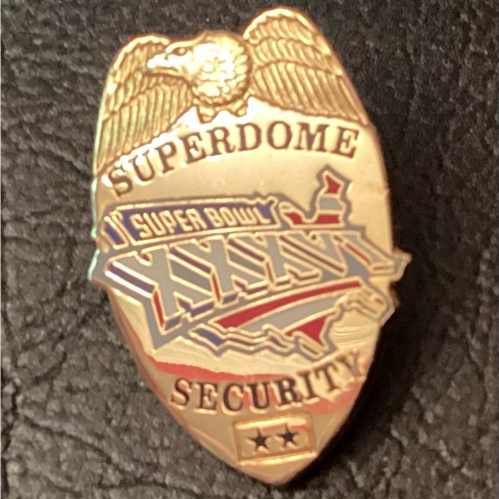 Collectable - Super Bowl XXXVI Mini Security Badge (NE Patriots vs Rams)